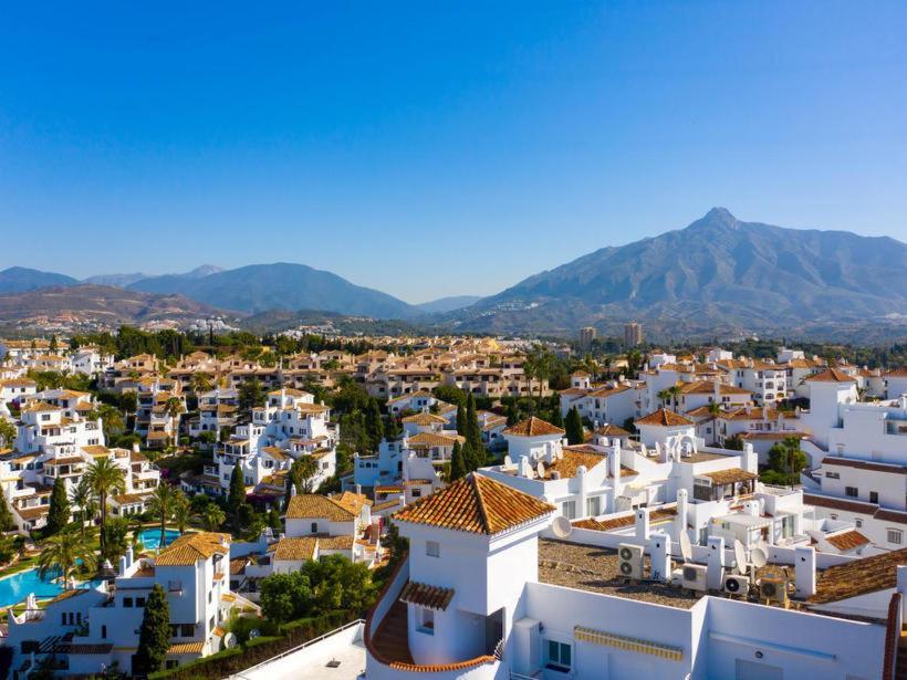 Marbella Hills Apartman Kültér fotó